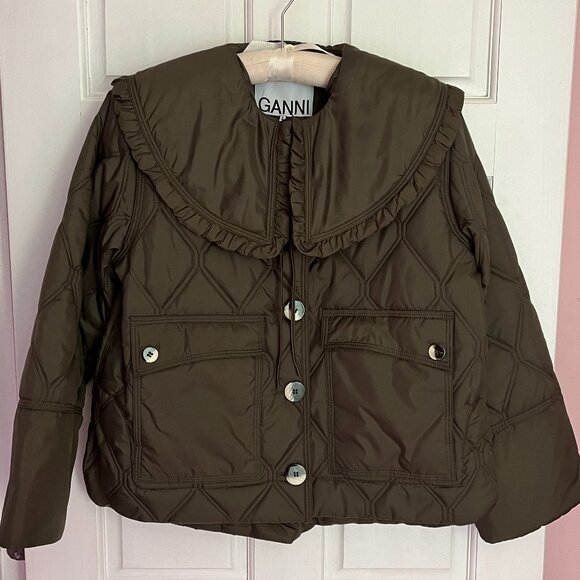 Ganni Ripstop Recycled Quilted Oversized Ruffle Collared Jacket - Kalamata - Picture 2 of 13